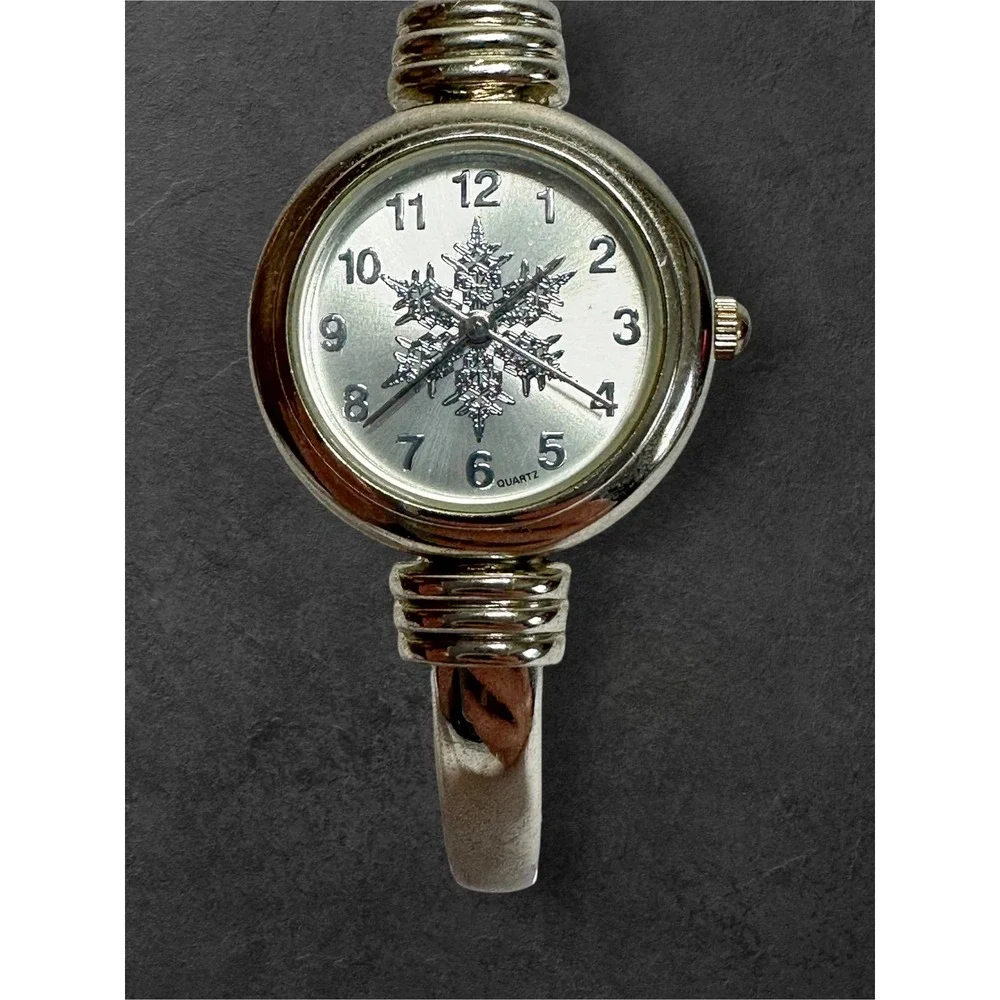 Snowflake Cuff Watch Womens Silver Tone Vintage Quartz Bangle